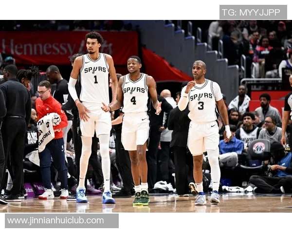 马刺持续培养索汉福克斯关键时刻展现双刃剑特性